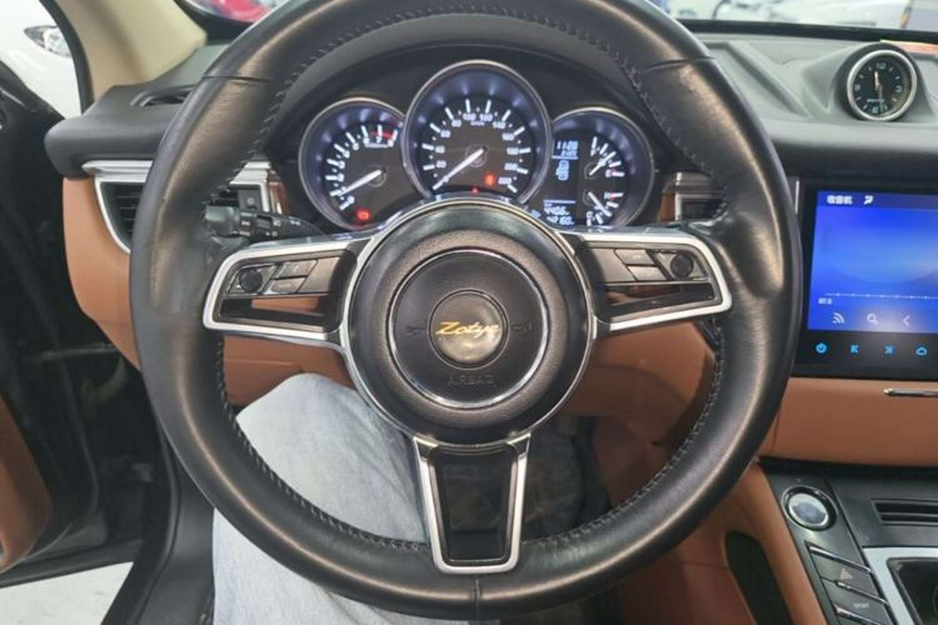 Used Zotye SR9 2017 2.0T Manual "Ultimate Heart" Edition Steering Wheel