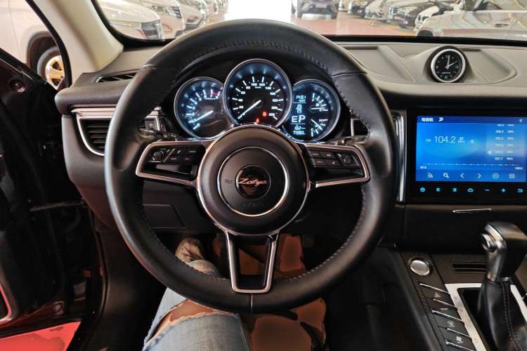 Used Zotye SR9 2017 2.0T Automatic Ultimate Edition Steering Wheel