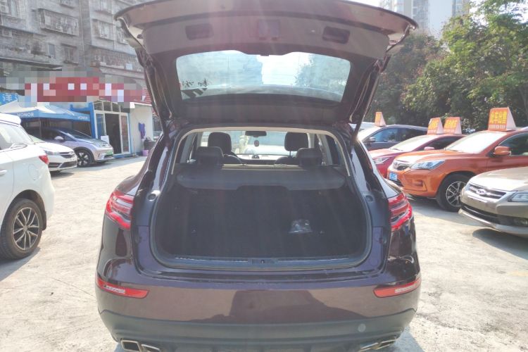 Used Zotye SR9 2017 2.0T Automatic Ultimate Edition Trunk