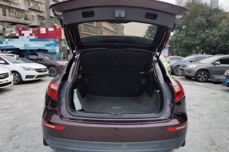 Used Zotye SR9 2017 2.0T Automatic Ultimate Road Edition Trunk