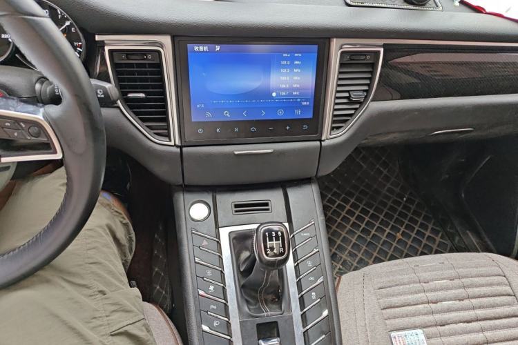 Used Zotye SR9 2017 2.0T Manual "Ultimate Heart" Edition Audio And AC Panel