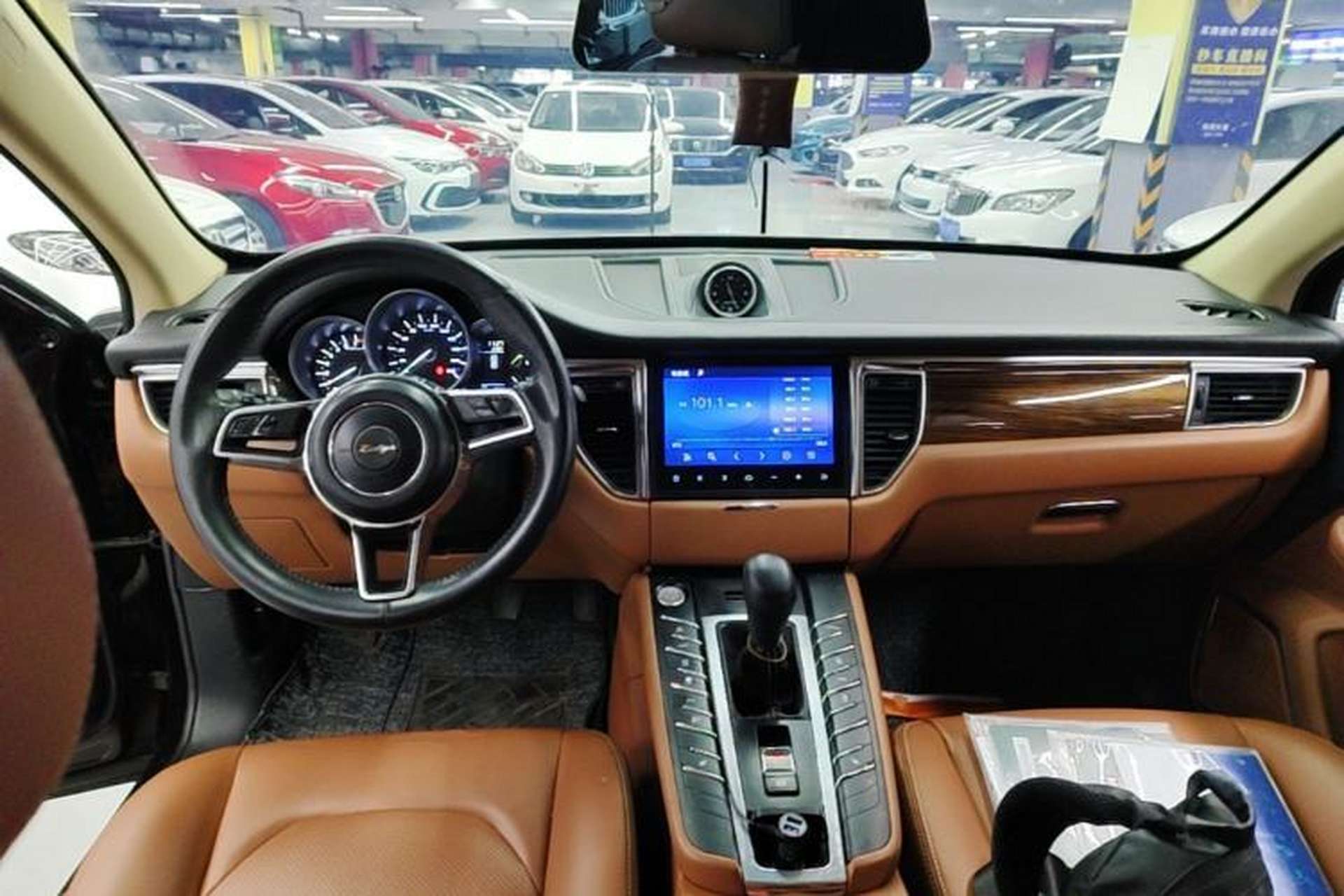 Used Zotye SR9 2017 2.0T Manual "Ultimate Heart" Edition Center Console