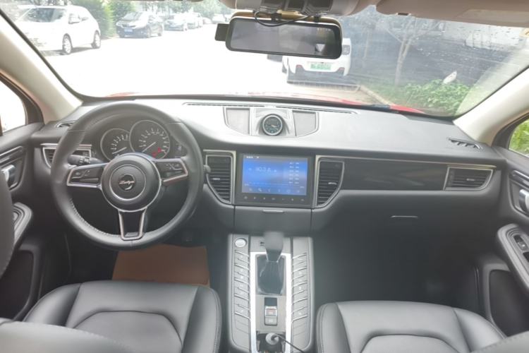Used Zotye SR9 2017 2.0T Manual "Ultimate Heart" Edition Center Console