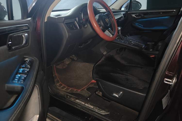 Used Zotye SR9 2017 2.0T Automatic Ultimate Dream Edition Driver Seat