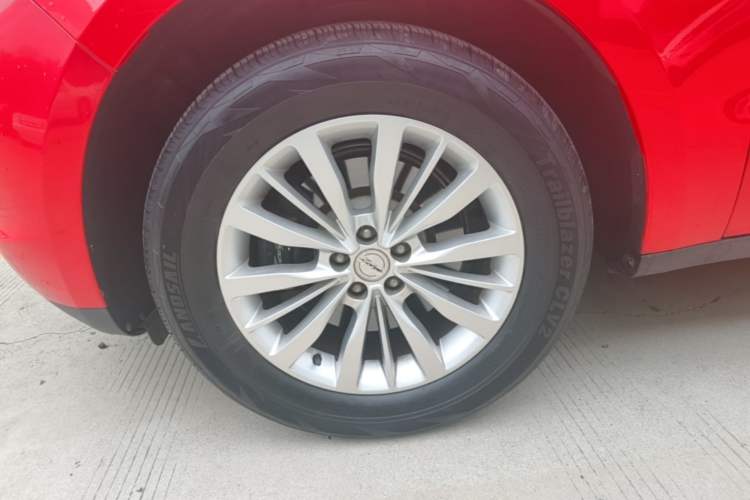 Used Zotye SR9 2017 2.0T Manual "Ultimate Heart" Edition Exterior 4