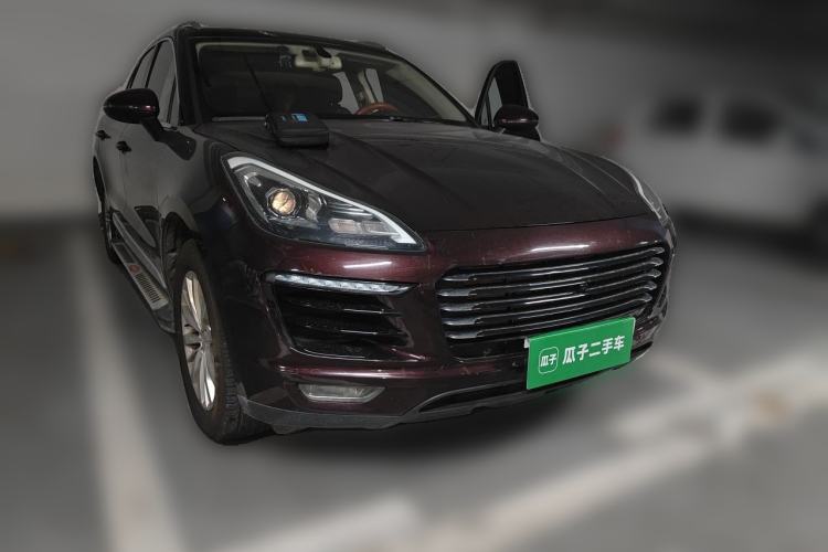 Used Zotye SR9 2017 2.0T Automatic Ultimate Dream Edition Front Right 45 Deg