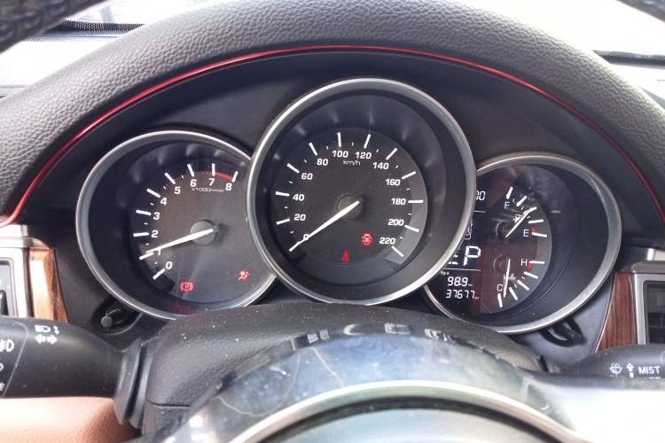Used Zotye SR9 2017 2.0T Automatic Ultimate Road Edition Instrument Cluster