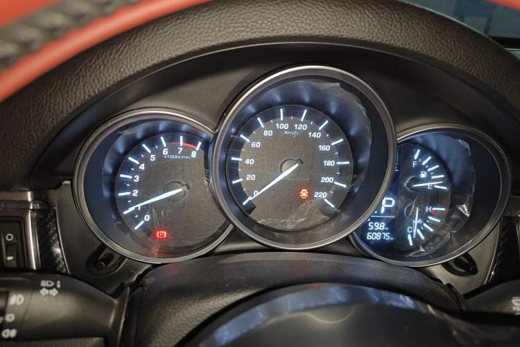 Used Zotye SR9 2017 2.0T Automatic Ultimate Dream Edition Instrument Cluster