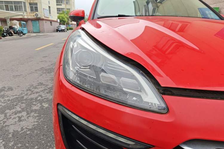 Used Zotye SR9 2017 2.0T Manual "Ultimate Heart" Edition Right Front Headlight