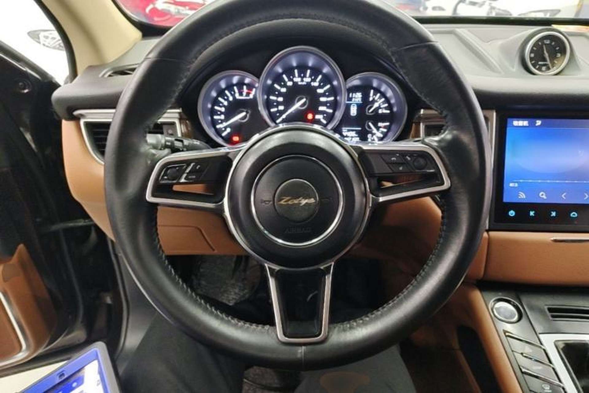 Used Zotye SR9 2017 2.0T Manual "Ultimate Heart" Edition Steering Wheel