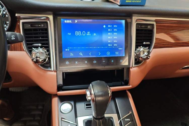 Used Zotye SR9 2017 2.0T Automatic Ultimate Edition Audio And AC Panel