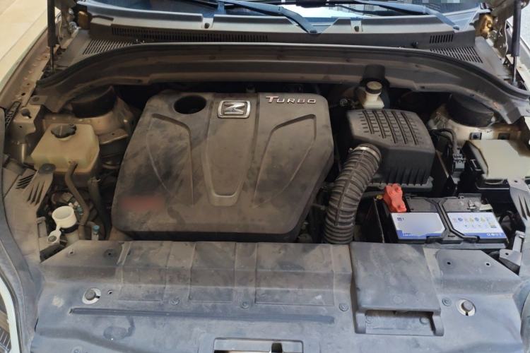 Used Zotye SR9 2017 2.0T Automatic Ultimate Edition Engine Bay