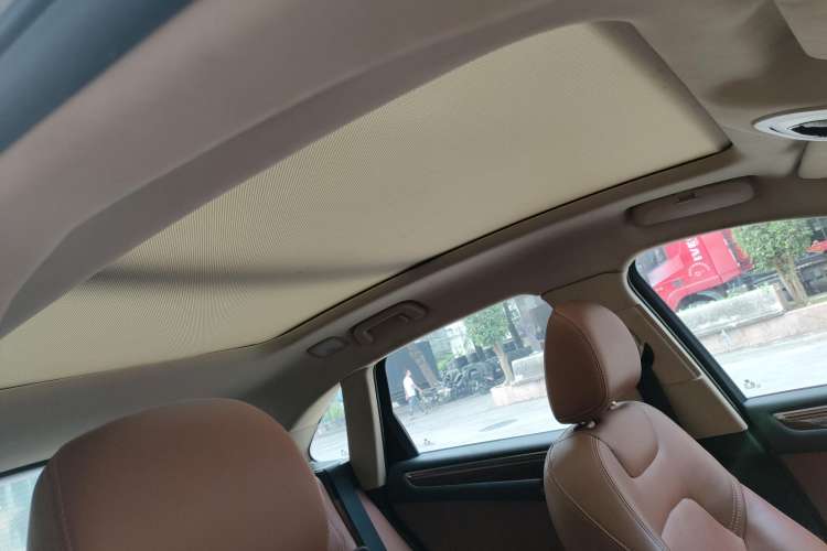 Used Zotye SR9 2017 2.0T Automatic Ultimate Edition Headliner