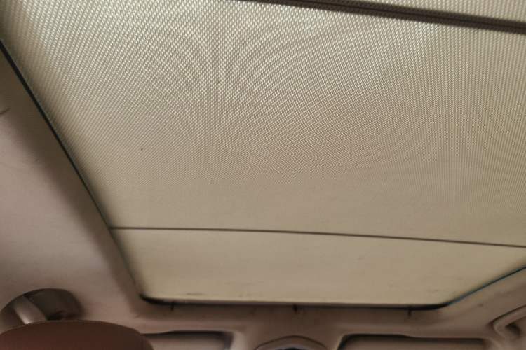 Used Zotye SR9 2017 2.0T Automatic Ultimate Light Edition Headliner