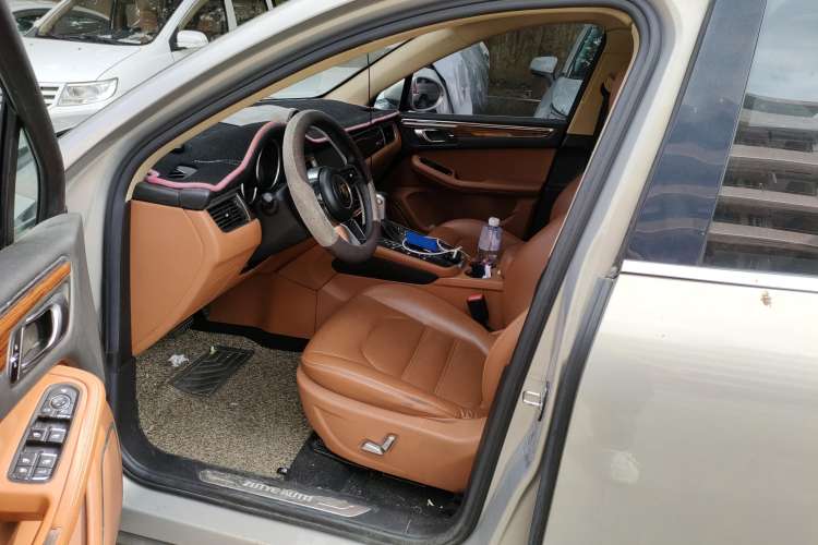 Used Zotye SR9 2017 2.0T Automatic Ultimate Edition Left Front Seat