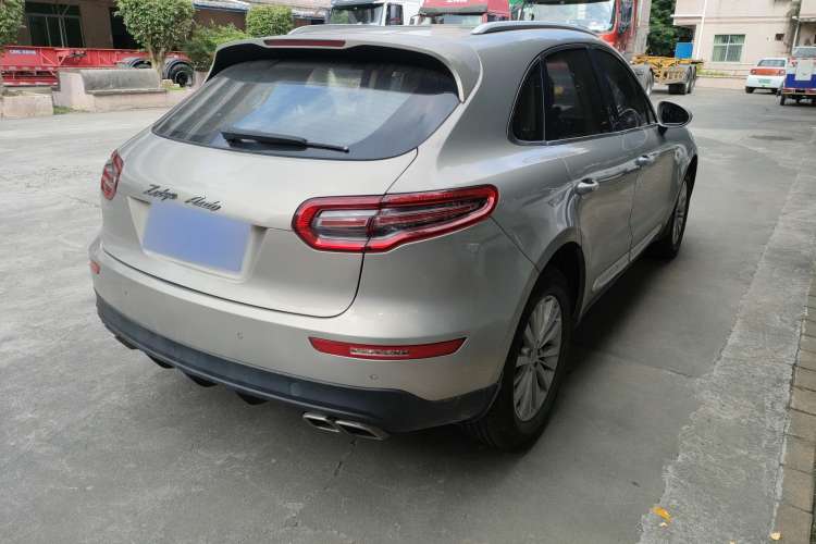 Used Zotye SR9 2017 2.0T Automatic Ultimate Edition Rear Right 45 Deg