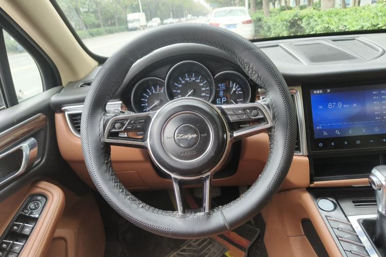 Used Zotye SR9 2017 2.0T Automatic Ultimate Light Edition Steering Wheel