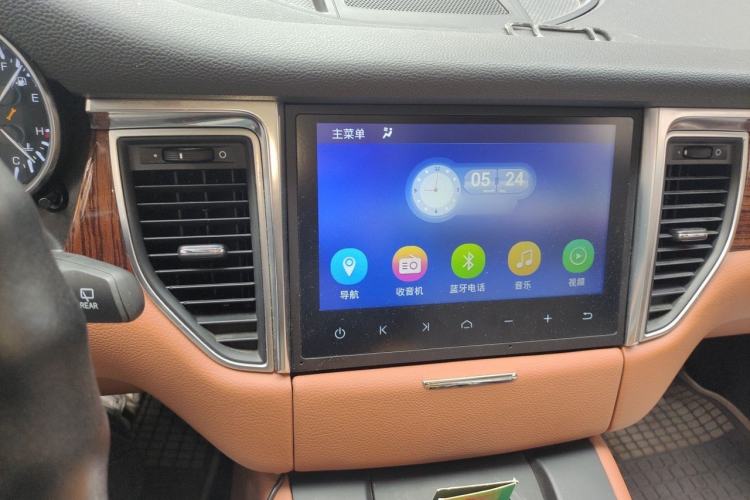 Used Zotye SR9 2017 2.0T Manual "Ultimate Light" Edition Audio And AC Panel