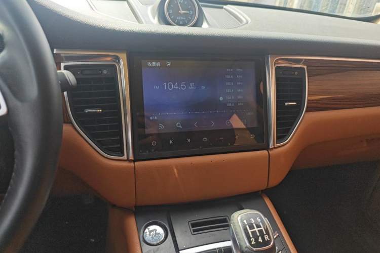 Used Zotye SR9 2017 2.0T Manual "Ultimate Heart" Edition Audio And AC Panel