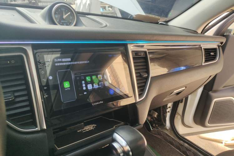 Used Zotye SR9 2017 2.0T Automatic Ultimate Dream Edition Audio And AC Panel