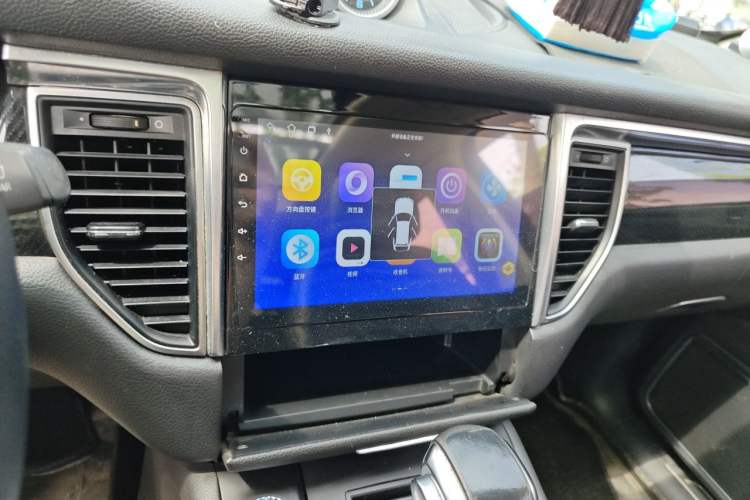 Used Zotye SR9 2017 2.0T Automatic Ultimate Edition Audio And AC Panel