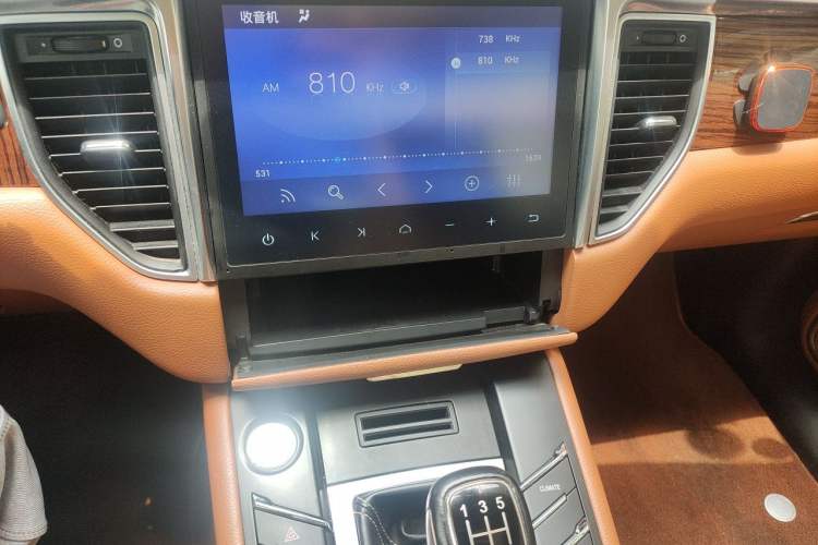 Used Zotye SR9 2017 2.0T Manual "Ultimate Heart" Edition Audio And AC Panel