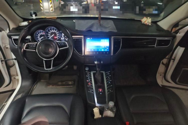 Used Zotye SR9 2017 2.0T Automatic Ultimate Edition Center Console