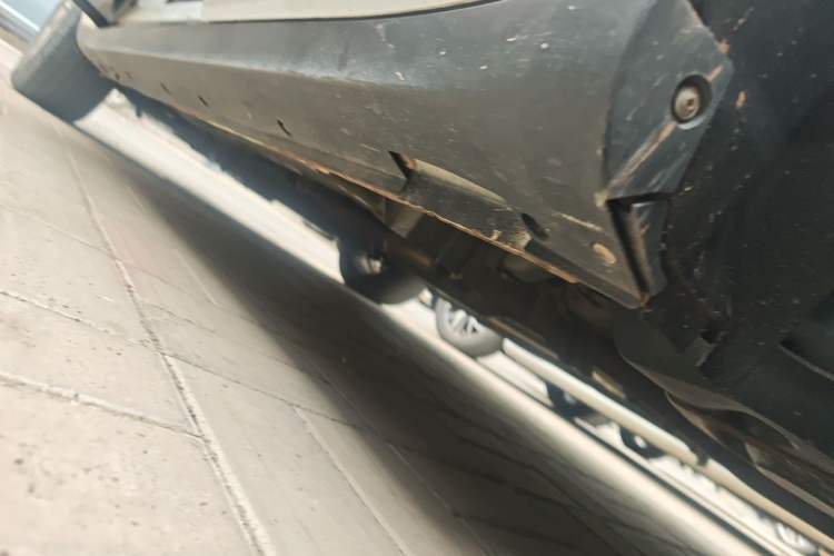 Used Zotye SR9 2017 2.0T Automatic Ultimate Edition Chassis Rear Left