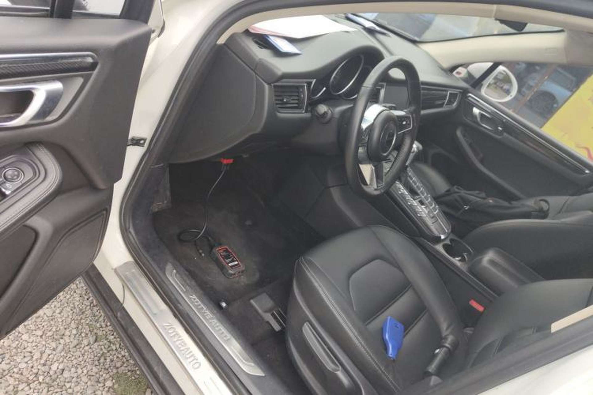 Used Zotye SR9 2017 2.0T Automatic Ultimate Road Edition Driver Seat