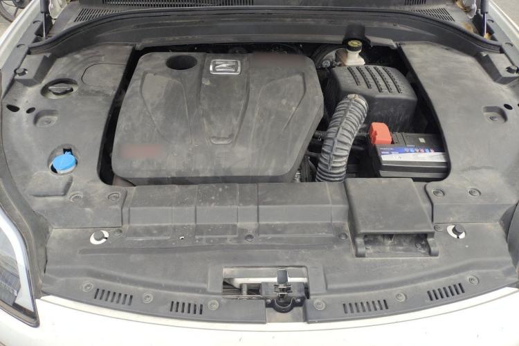 Used Zotye SR9 2017 2.0T Manual "Ultimate Light" Edition Engine Bay