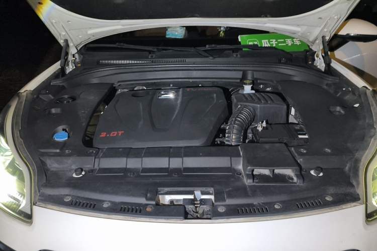 Used Zotye SR9 2017 2.0T Automatic Ultimate Edition Engine Bay