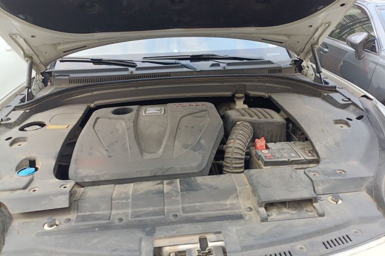 Used Zotye SR9 2017 2.0T Automatic Ultimate Edition Engine Bay