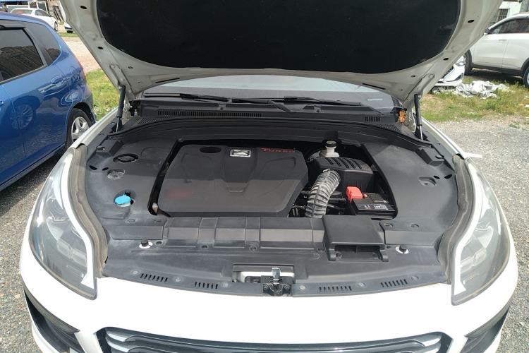 Used Zotye SR9 2017 2.0T Manual "Ultimate Road" Edition Engine Bay