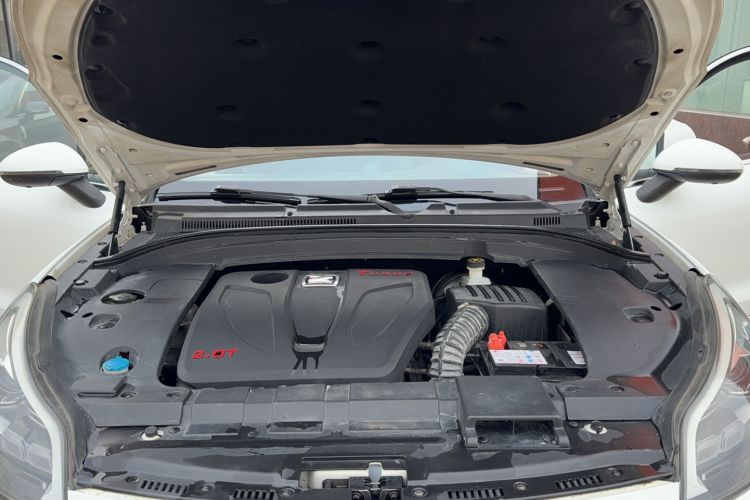 Used Zotye SR9 2017 2.0T Automatic Ultimate Edition Engine Bay