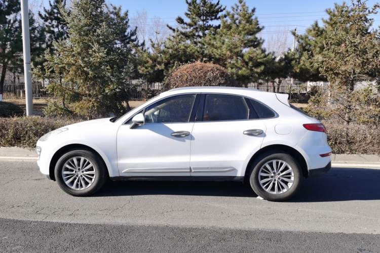 Used Zotye SR9 2017 2.0T Automatic Ultimate Road Edition Exterior 2