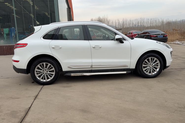 Used Zotye SR9 2017 2.0T Automatic Ultimate Edition Exterior 3