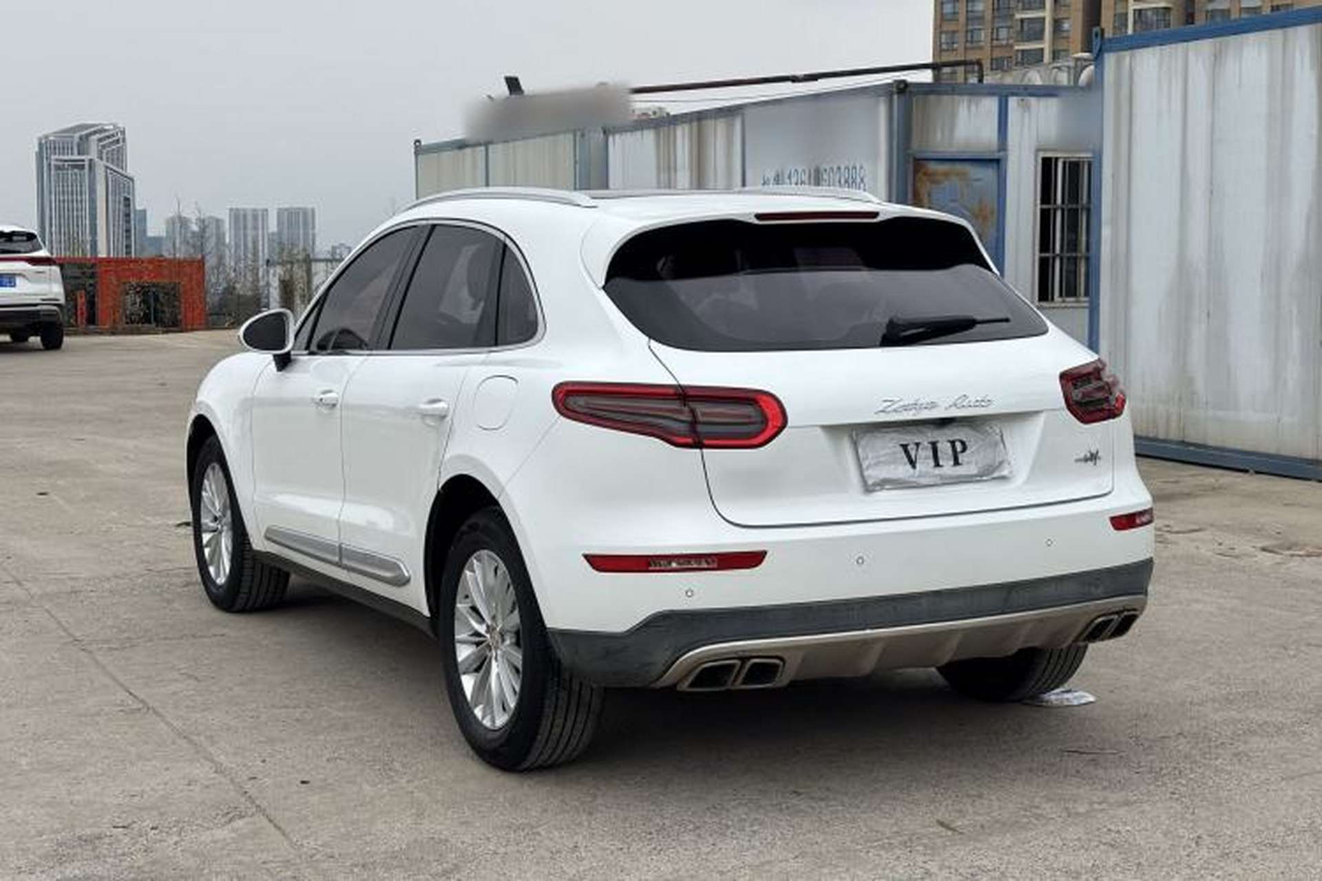 Used Zotye SR9 2017 2.0T Automatic Ultimate Edition Exterior 4