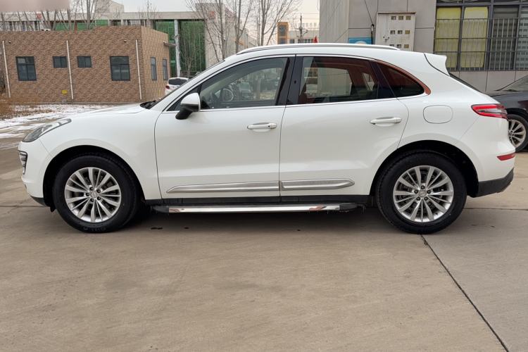 Used Zotye SR9 2017 2.0T Automatic Ultimate Edition Exterior 7