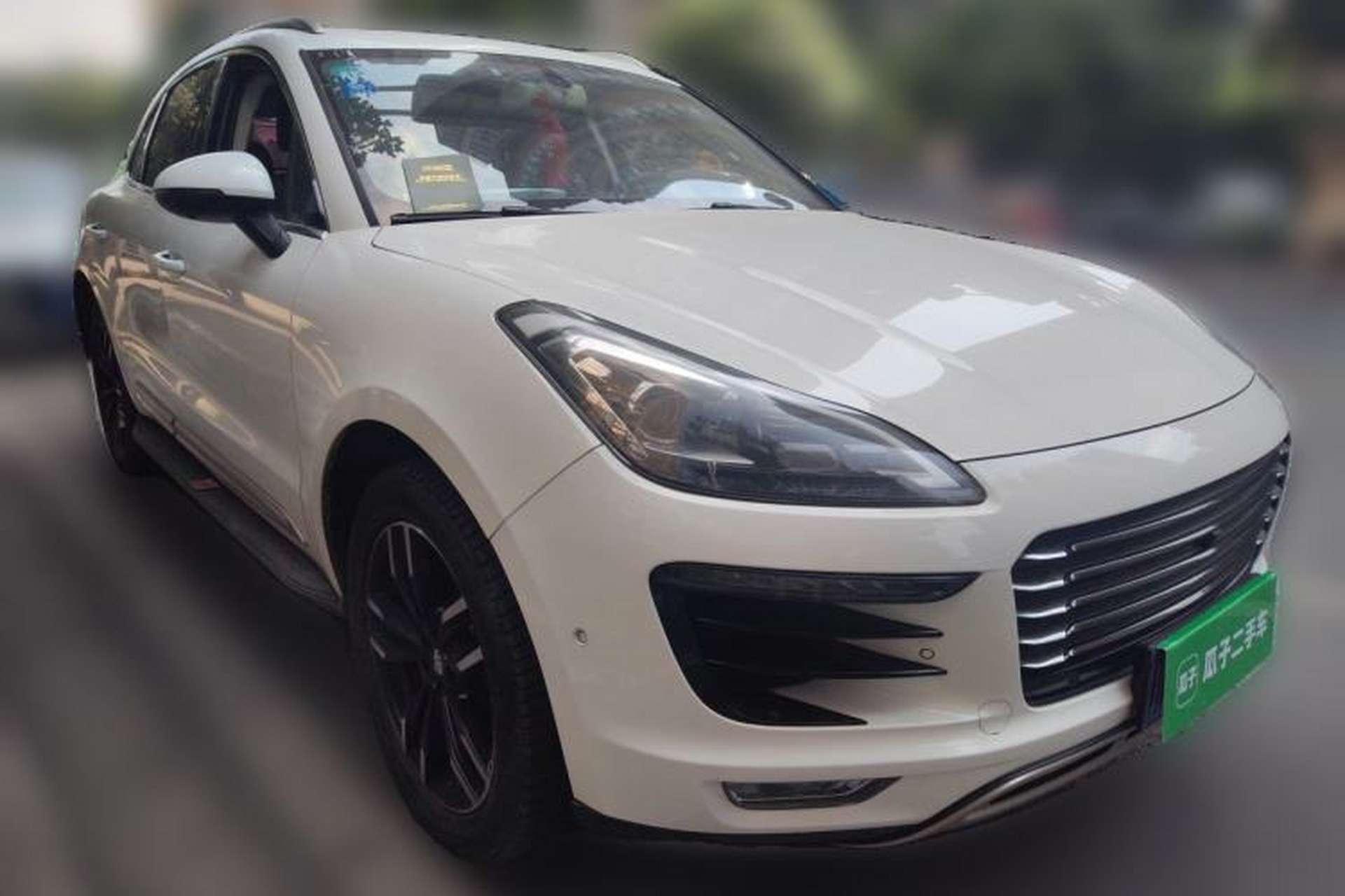 Used Zotye SR9 2017 2.0T Automatic Ultimate Dream Edition Front Right 45 Deg