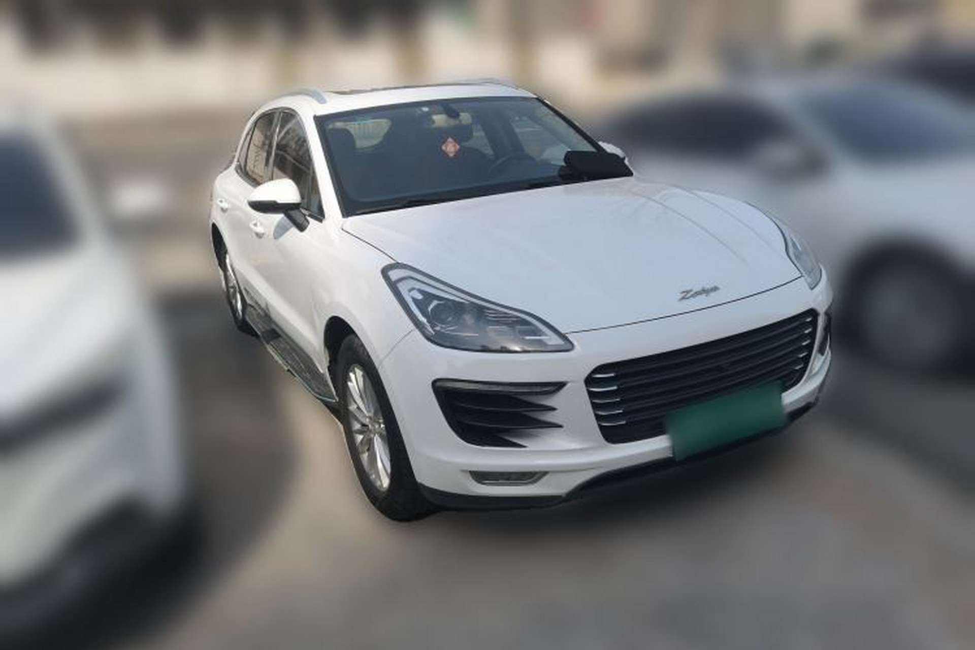 Used Zotye SR9 2017 2.0T Automatic Ultimate Light Edition Front Right 45 Deg