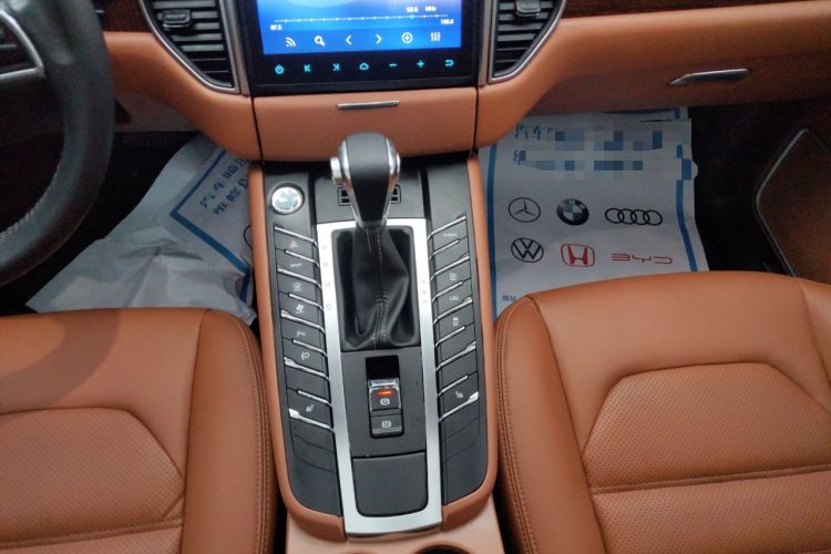 Used Zotye SR9 2017 2.0T Automatic Ultimate Edition Gear Lever