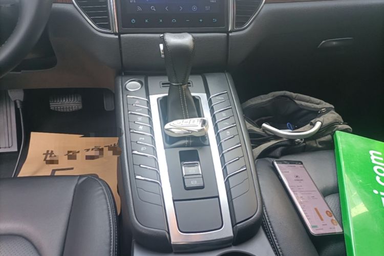 Used Zotye SR9 2017 2.0T Automatic Ultimate Light Edition Gear Lever