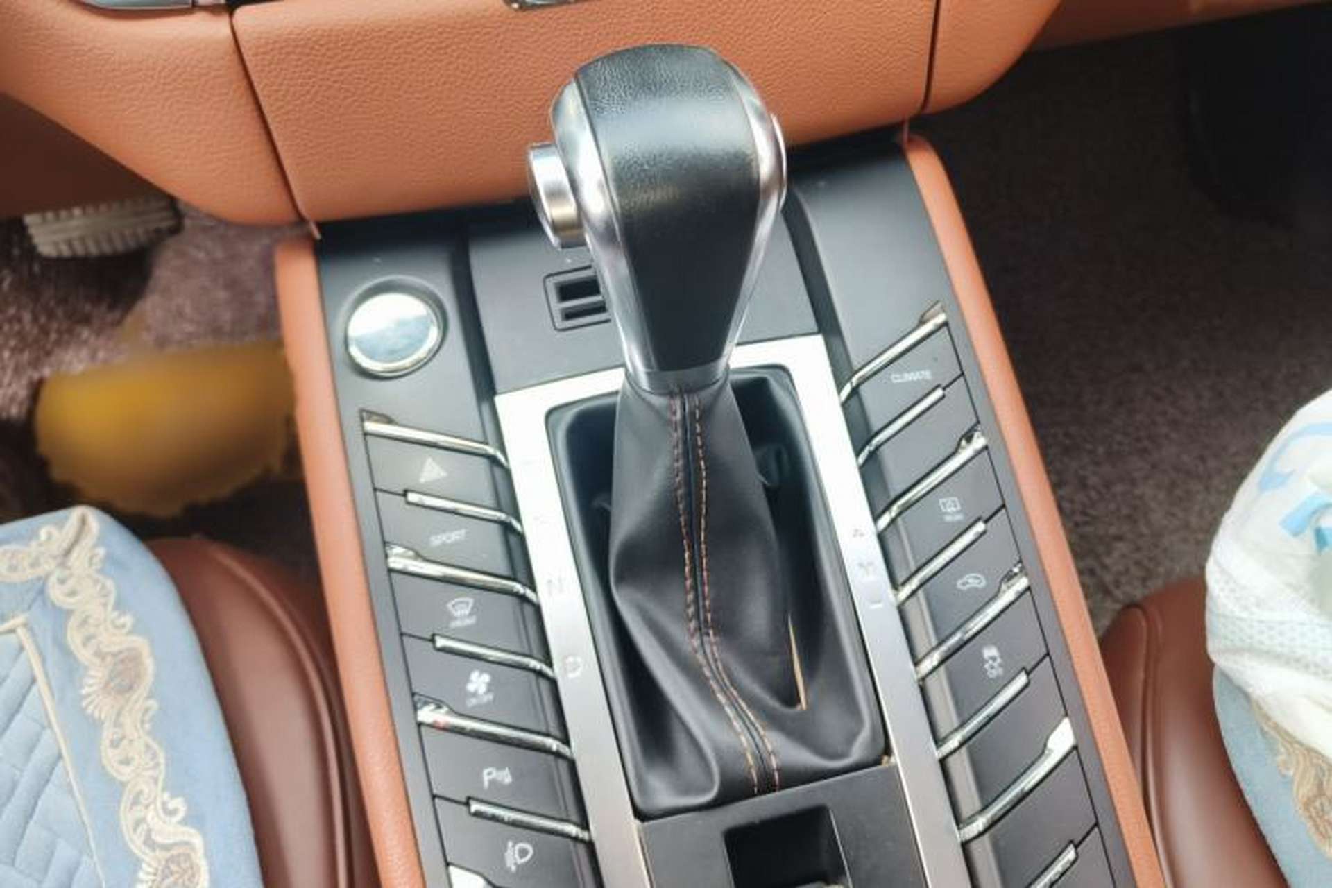 Used Zotye SR9 2017 2.0T Automatic Ultimate Edition Gear Lever