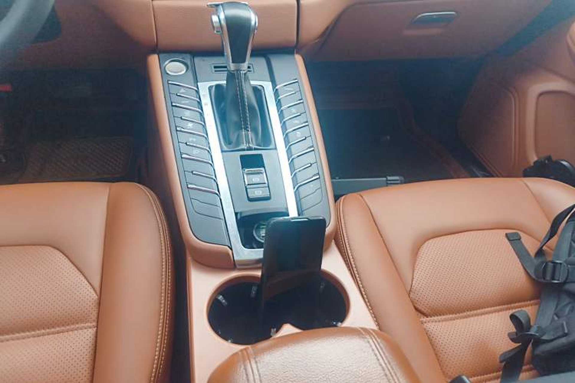 Used Zotye SR9 2017 2.0T Automatic Ultimate Light Edition Gear Lever
