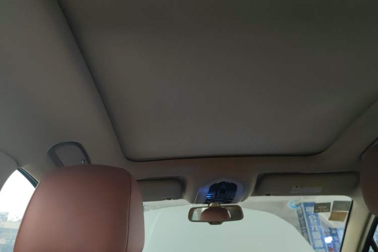 Used Zotye SR9 2017 2.0T Automatic Ultimate Edition Headliner