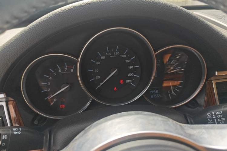 Used Zotye SR9 2017 2.0T Manual "Ultimate Heart" Edition Instrument Cluster