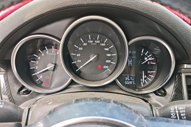 Used Zotye SR9 2017 2.0T Manual "Ultimate Road" Edition Instrument Cluster