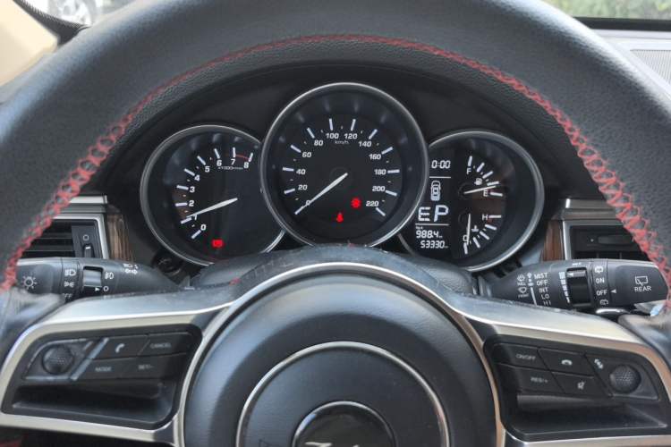 Used Zotye SR9 2017 2.0T Automatic Ultimate Road Edition Instrument Cluster