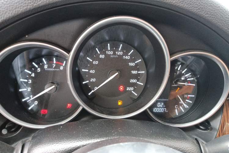 Used Zotye SR9 2017 2.0T Manual "Ultimate Light" Edition Instrument Cluster