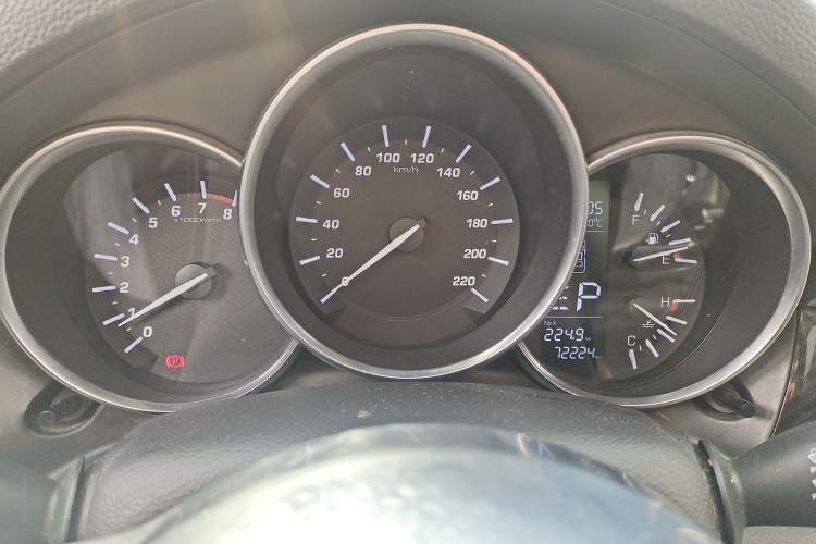 Used Zotye SR9 2017 2.0T Automatic Ultimate Edition Instrument Cluster